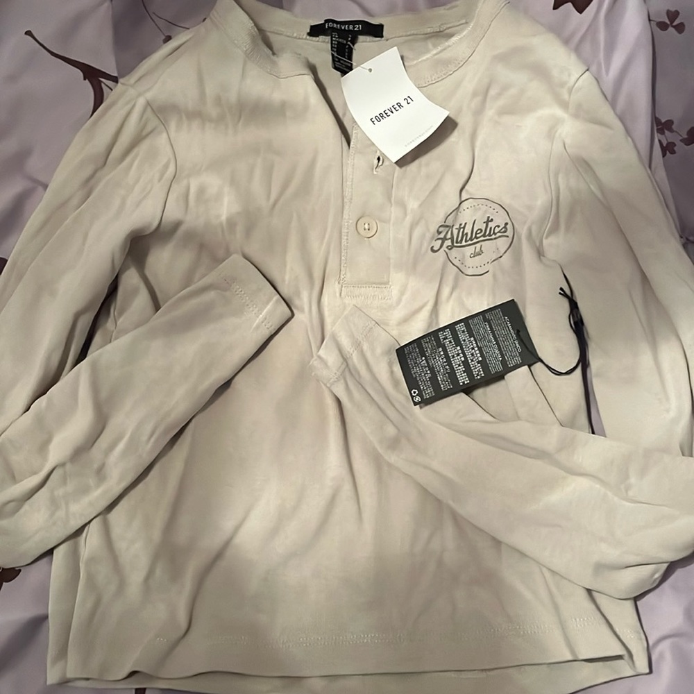 NWT Forever 21 Athletics Club Beige Tee | Size S